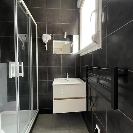 Appartement Libergier 1G, face à la Cathédrale à Reims Extérieur photo